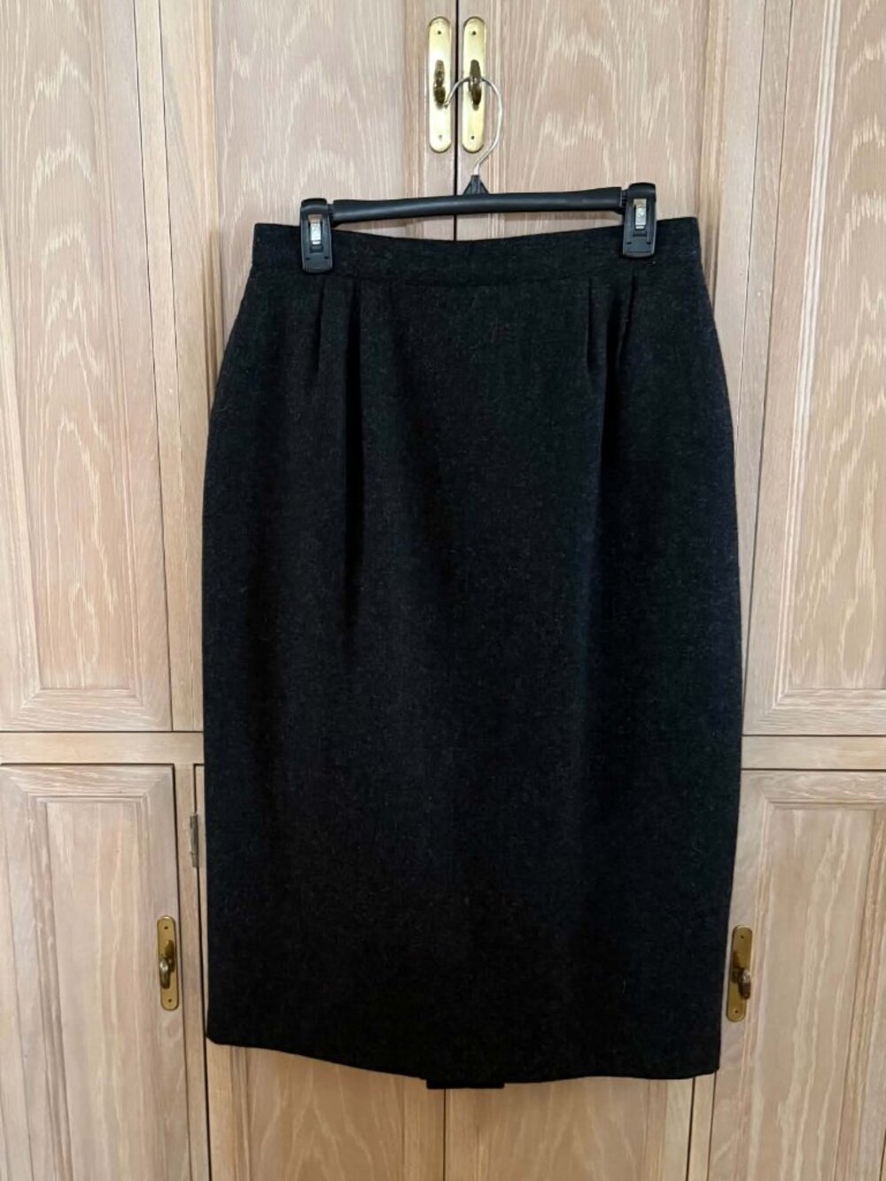 Michele Gray 100% Wool Lined Midi Pencil Skirt 32” Waist Tagged 13/14